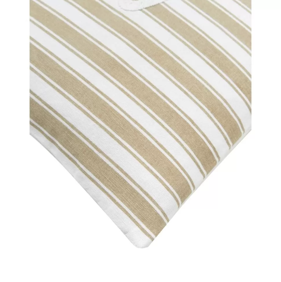 bestickte_kissenhulle_let_it_snow_3-4.webp Sale Westwing Collection Bestickte Kissenhulle Let It Snow