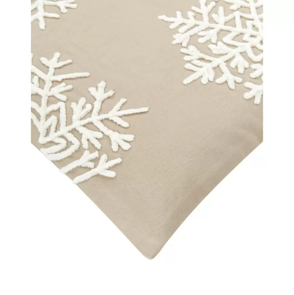 bestickte_kissenhulle_snowflake_2-8.webp Clearance Westwing Collection Bestickte Kissenhulle Snowflake
