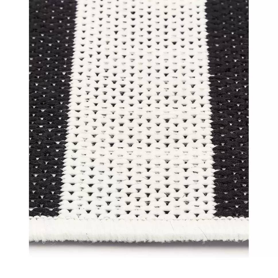 gestreifter_in__outdoorteppich_axa_3-6.webp Shop Westwing Collection Gestreifter In- & Outdoor-Teppich Axa