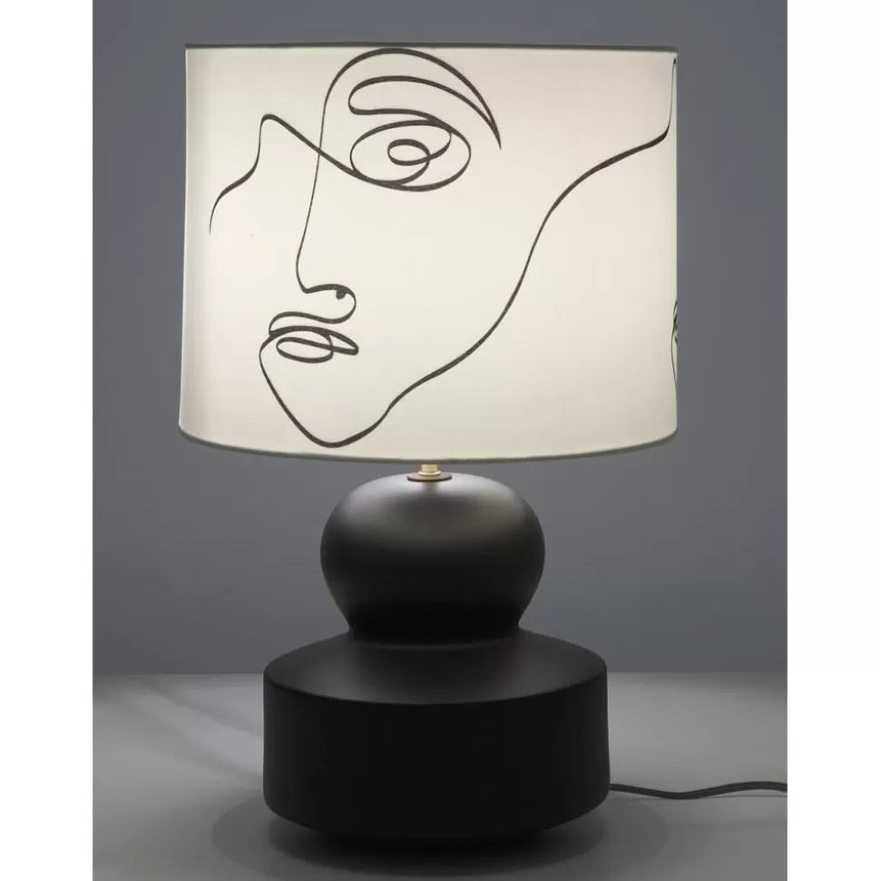 grose_keramiktischlampe_georgina_mit_onelinedrawing_5-2.webp Shop Westwing Collection Grose Keramik-Tischlampe Georgina Mit One-Line-Drawing