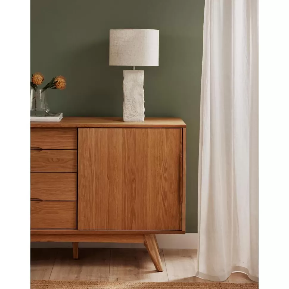 grose_tischlampe_kiri_mit_betonfus_10-2.webp Discount Westwing Collection Grose Tischlampe Kiri Mit Betonfus