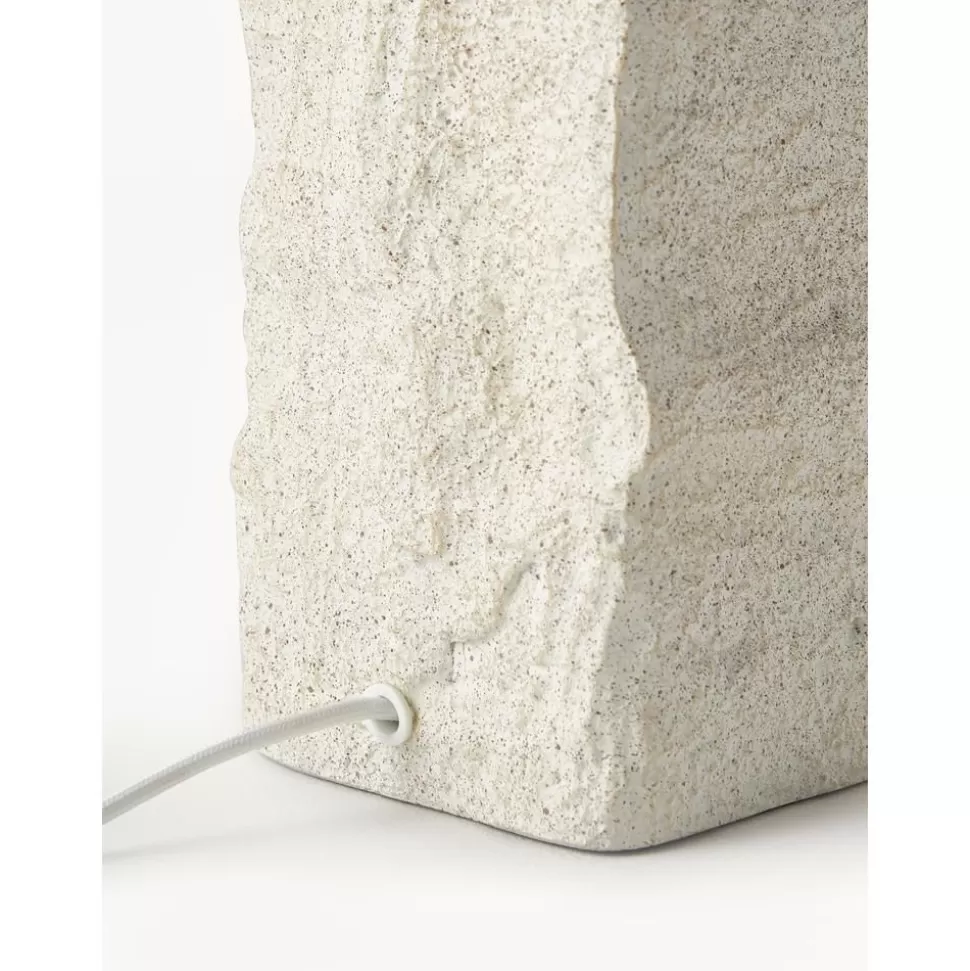 grose_tischlampe_kiri_mit_betonfus_7-2.webp Discount Westwing Collection Grose Tischlampe Kiri Mit Betonfus