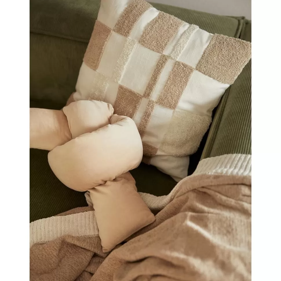 kissenhulle_scout_mit_getuftetem_karomuster_2-6.webp Cheap Westwing Collection Kissenhulle Scout Mit Getuftetem Karo-Muster