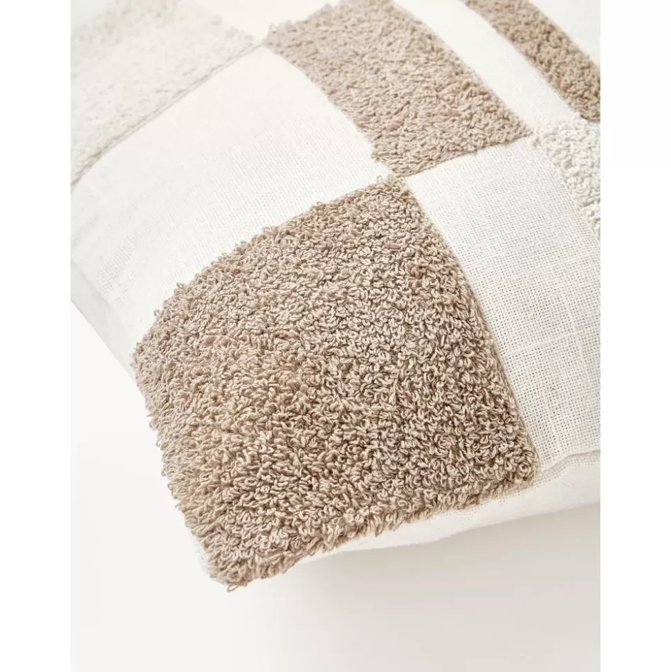 kissenhulle_scout_mit_getuftetem_karomuster_4-7.webp Store Westwing Collection Kissenhulle Scout Mit Getuftetem Karo-Muster