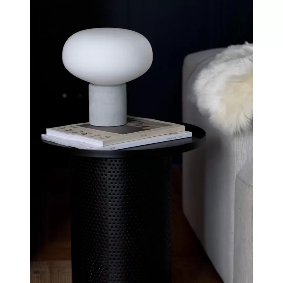 Discount Westwing Collection Kleine Nachttischlampe Alma Mit Betonfus