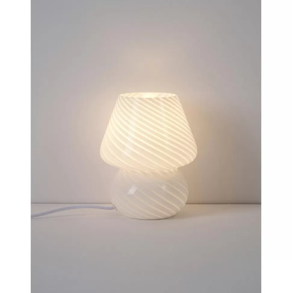 kleine_nachttischlampe_lareina_aus_opalglas_2-2.webp Fashion Westwing Collection Kleine Nachttischlampe Lareina Aus Opalglas