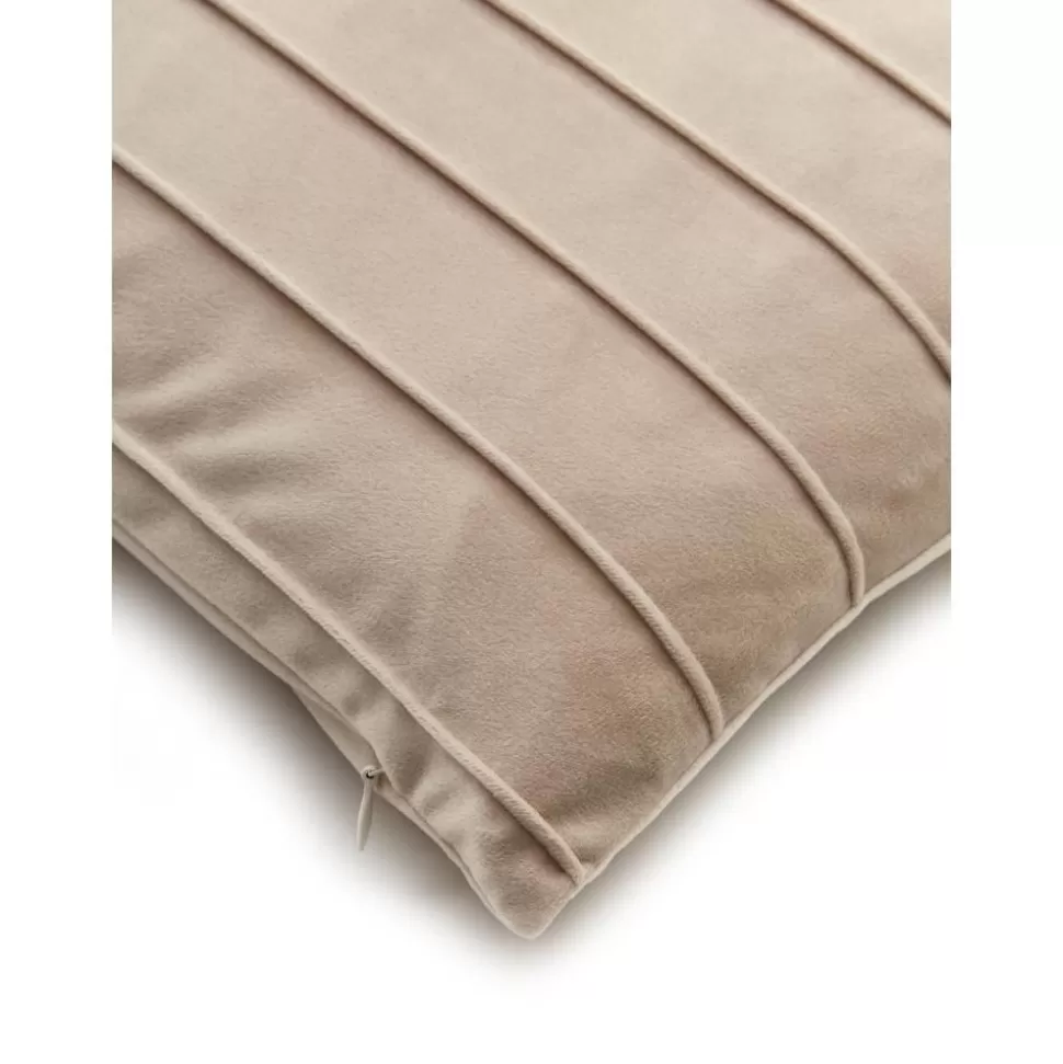 samtkissenhulle_lola_mit_strukturmuster_3-9.webp Store Westwing Collection Samt-Kissenhulle Lola Mit Strukturmuster