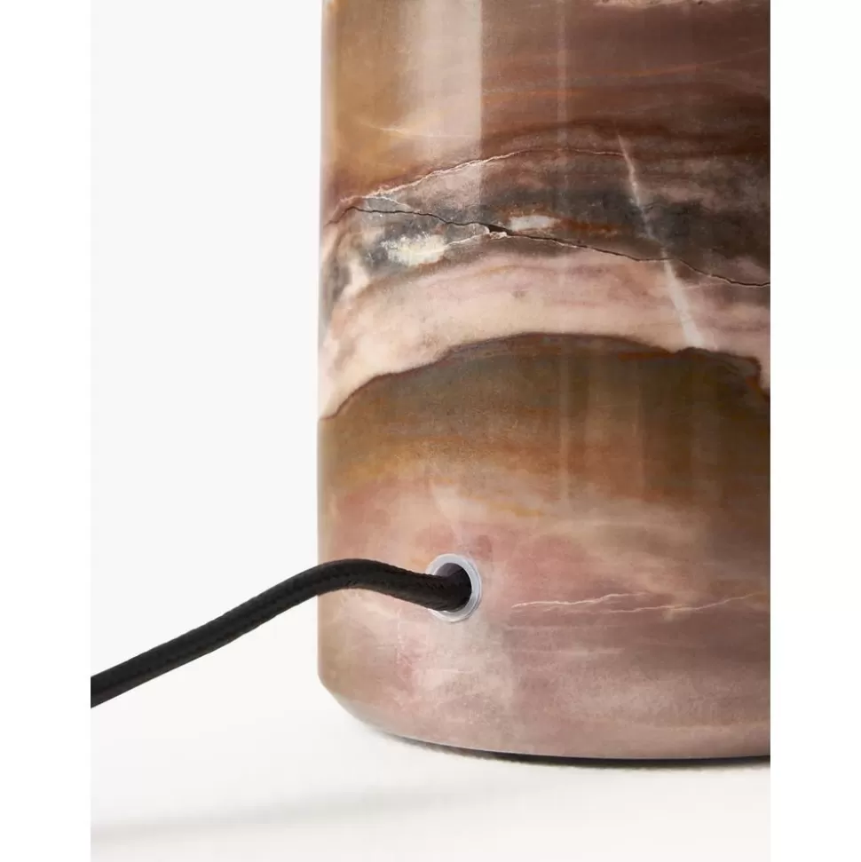 tischlampe_carla_mit_marmorfus_4-2.webp Discount Westwing Collection Tischlampe Carla Mit Marmorfus